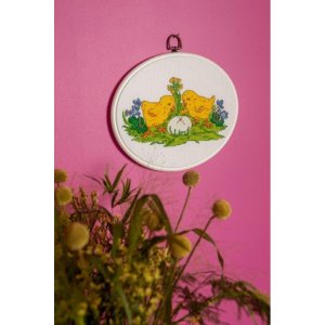 Kycklingar Och Blommor -Flexitavla Kycklingar Och Blommor -Flexitavla
