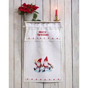 Broderikit Paradhandduk - Tomtenissar på väg Broderikit Paradhandduk - Tomtenissar på väg